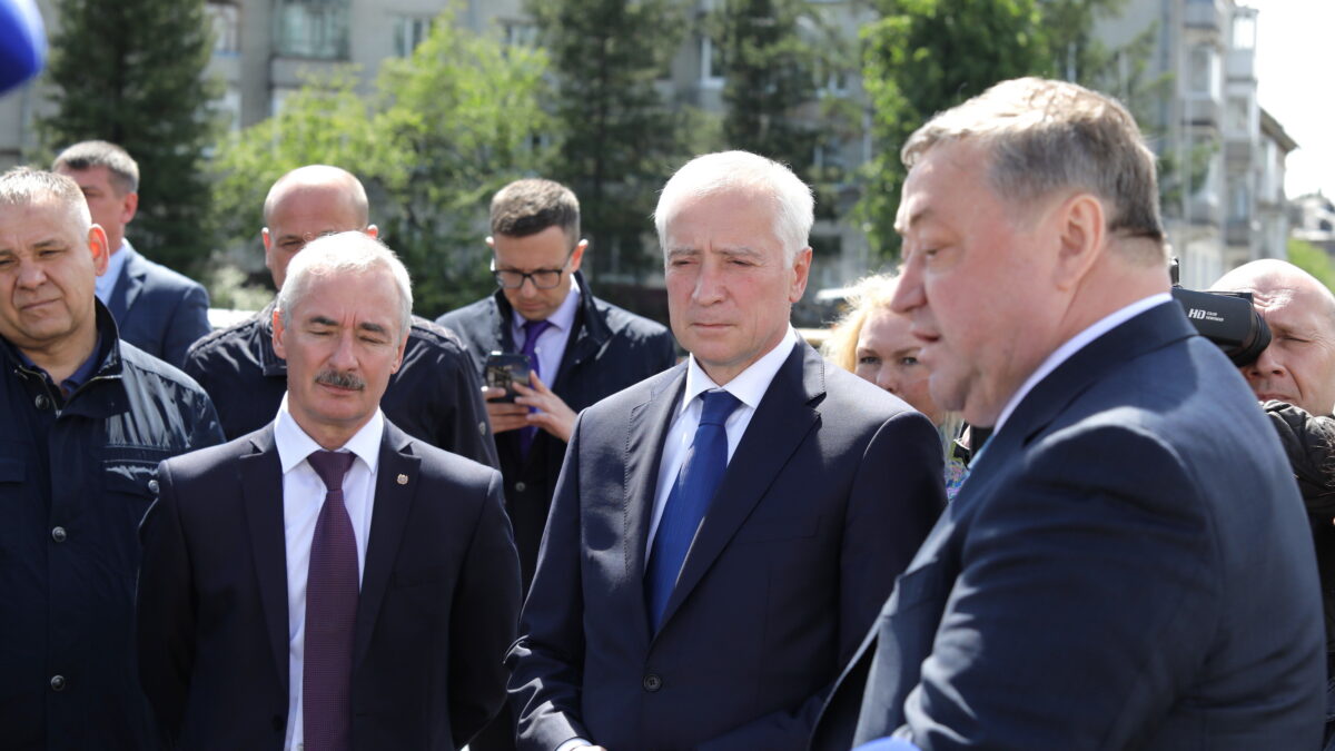 Владимир Мазур оценил социально-экономическое развитие Северска и пообщался с горожанами