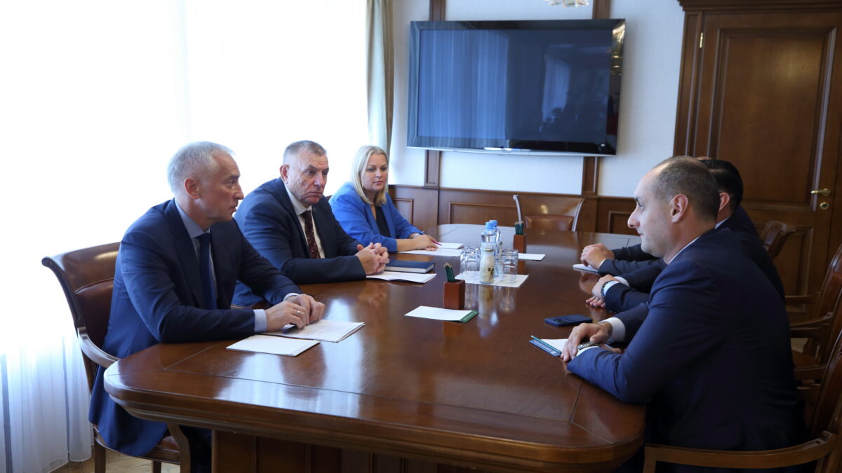 X5 Group расширит возможности для томских производителей