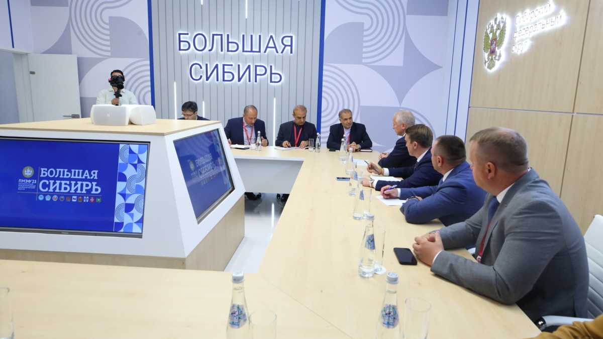 Иран, Индия и Сибирь: первые итоги работы томской делегации на ПМЭФ