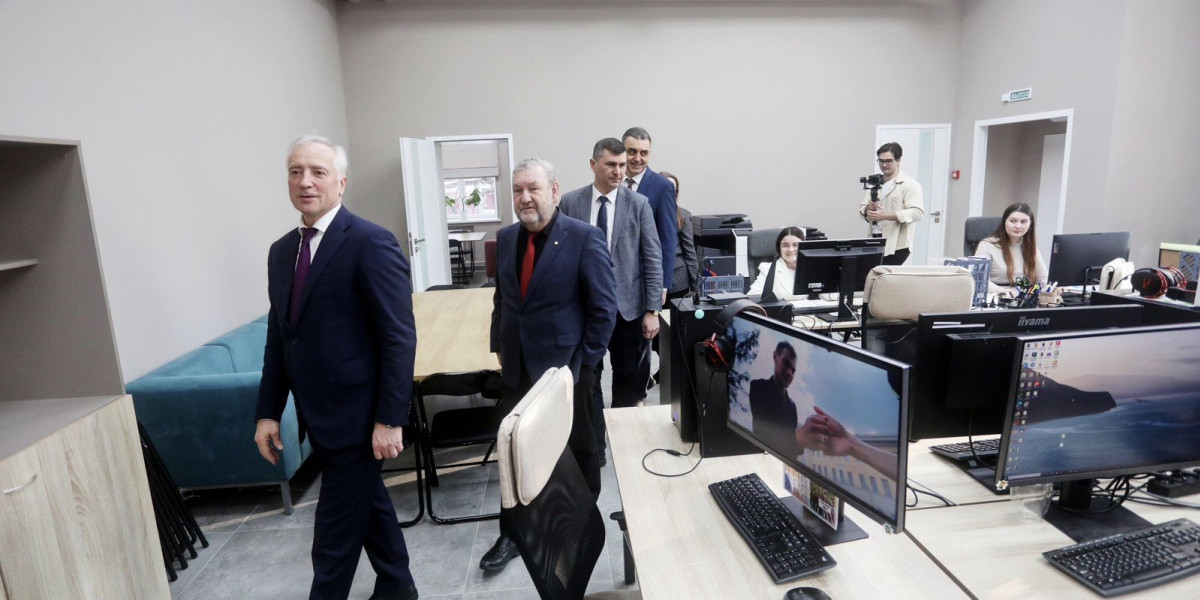 Губернатор Владимир Мазур открыл Молодежный центр ТУСУРа tomsk.gov.ru