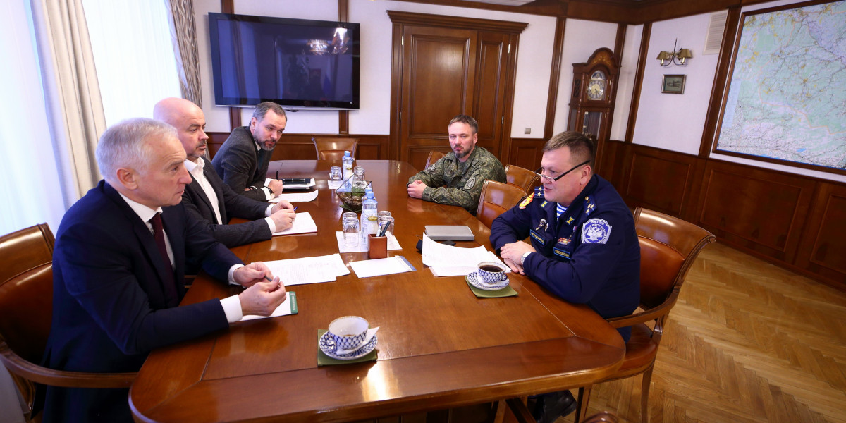 Развитие казачьих классов и штабов обсудили томский губернатор и сибирский атаман tomsk.gov.ru