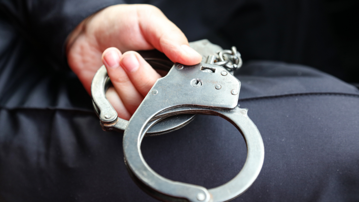 В Томске расследуют инцидент со стрельбой возле политехнического техникума ООО «СДК»