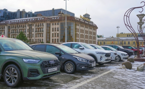 Резкое повышение тарифов на платную парковку в Петербурге связано с дефицитом доходов бюджета Резкое повышение тарифов на платную парковку в Петербурге связано с дефицитом доходов бюджета