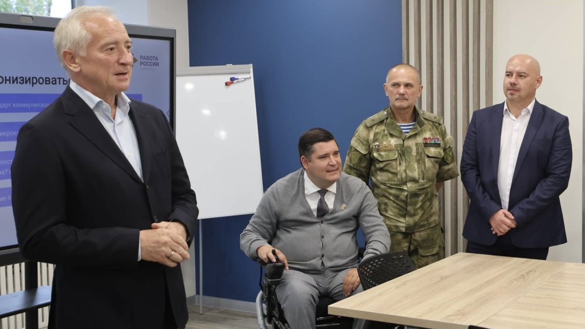 Томский губернатор оценил работу кадрового центра в Колпашевском районе tomsk.gov.ru