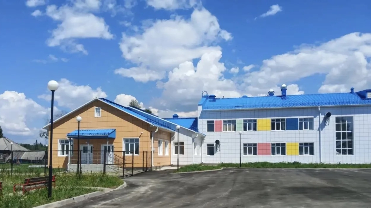 Для детей поселка Большая Саровка Томской области построили новую школу с детсадом max.ru/mazur_70