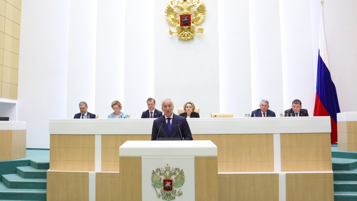Губернатор Мазур представил в Совфеде промежуточные результаты работы томского кластера электроники и беспилотных технологий 2 октября 2026 года. 619 заседание Совета Федерации