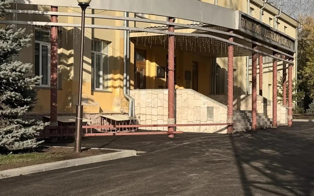 Губернатор Владимир Мазур выделил дополнительные средства на обновление Томского кадетского корпуса max.ru/mazur_70